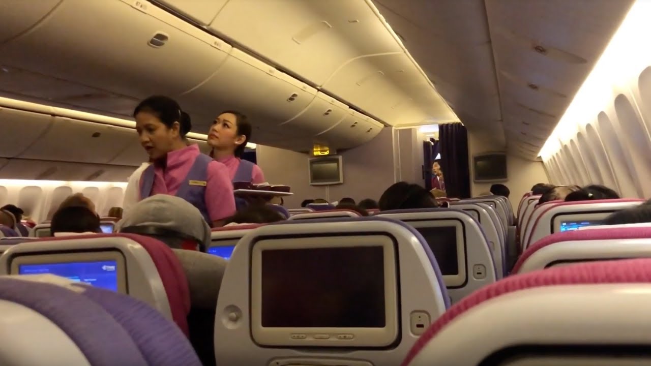 Thai Airways TG950 Flight Experience: Bangkok to