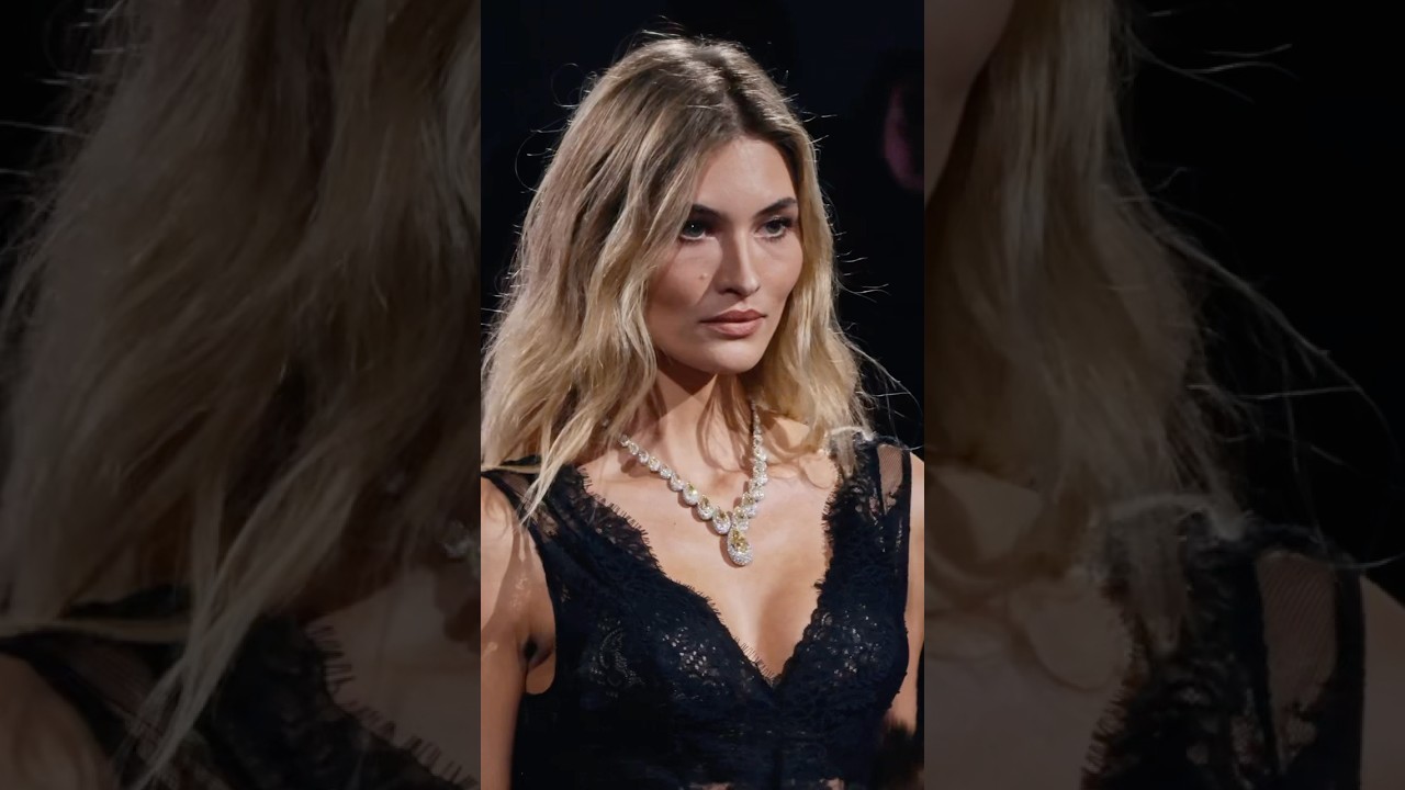 Color made sovereign: the Giraffe necklace on the runway of #MessikaHighJewelry 2026 Show. ✨#Messika