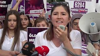 Konyalı kadınlar Emine Bulut cinayetini protesto etti Resimi