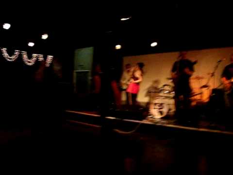 Laura Jackson sings Valerie, Newcastle 2010 (with backing from 55 Degrees)