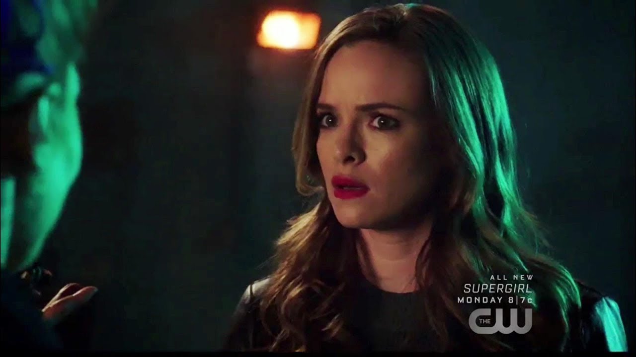 The Flash 4x21 Amunet gives Caitlin a weapon to use against DeVoe
