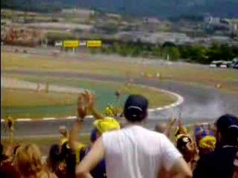 valentino rossi quemando rueda camera iphone 8 plus apk