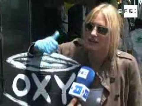 La actriz Daryl Hannah protesta contra contaminacin en Amazonas