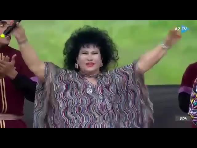 Trans sissy anal fotosuratlari va VKontakte giflari