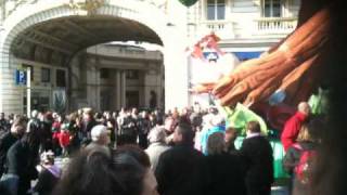 NICE carnival  Feb 2010 006.MOV