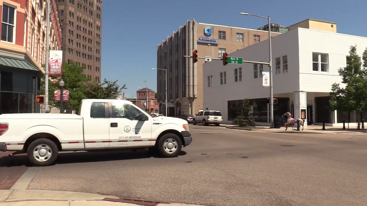 New MS law to bans handheld phone use while driving in another state