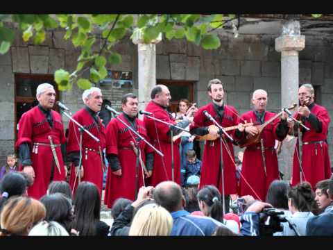 ,,ლომისი\" - ლომისას ჯაჭვი ჰკიდია