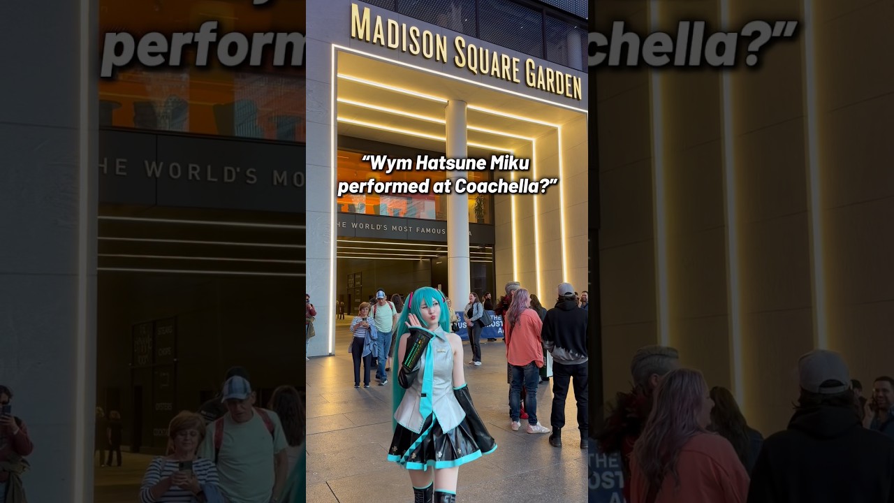 The only Coachella performance I care about 😻 #hatsunemiku #hatsunemikucosplay #vocaloid #coachella