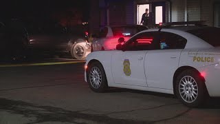 Download Lagu Woman killed, 2 men injured in overnight shootings in Indianapolis MP3