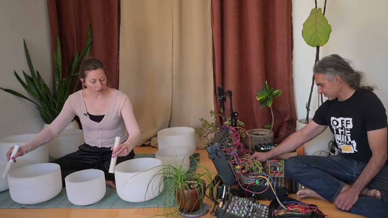7-minute Ram Solar Plexus Chakra Meditation | Modular Synth + Crystal Bowls