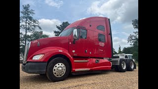 - 2012 Kenworth T700 Ta Sleeper Truck Tractor 994,021 Miles