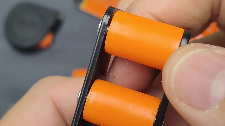 Skateguide rolling rip fence for Skateplate