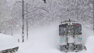 青い森鉄道 キハE130系3729D「快速しもきた」 千曳駅通過 2019年1月26日