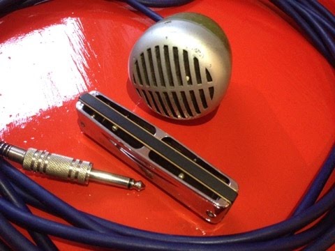 Schildknaap kever In tegenspraak How to hold a harmonica microphone - blues harmonica lesson - YouTube