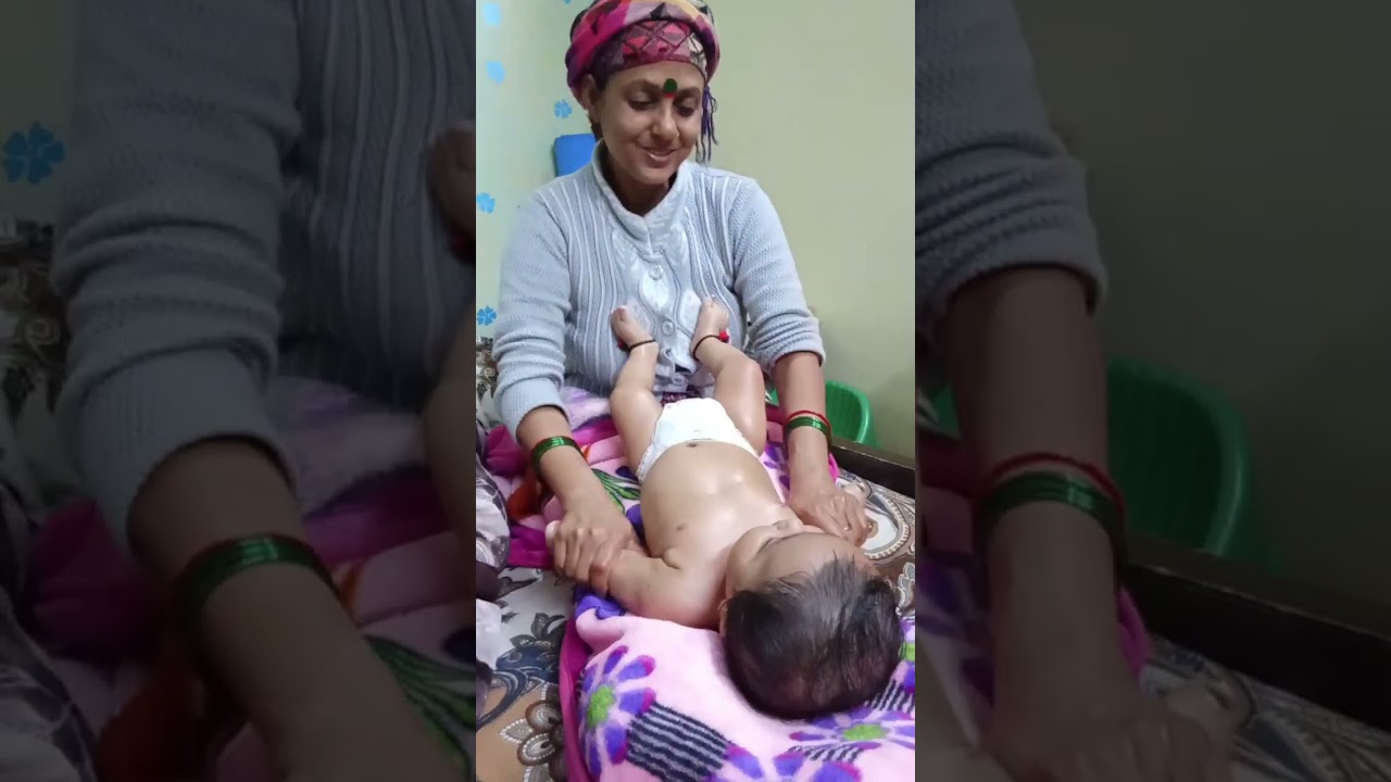 #dailymassage at home#babycare #babymassage #viral #dadikenuskhe 