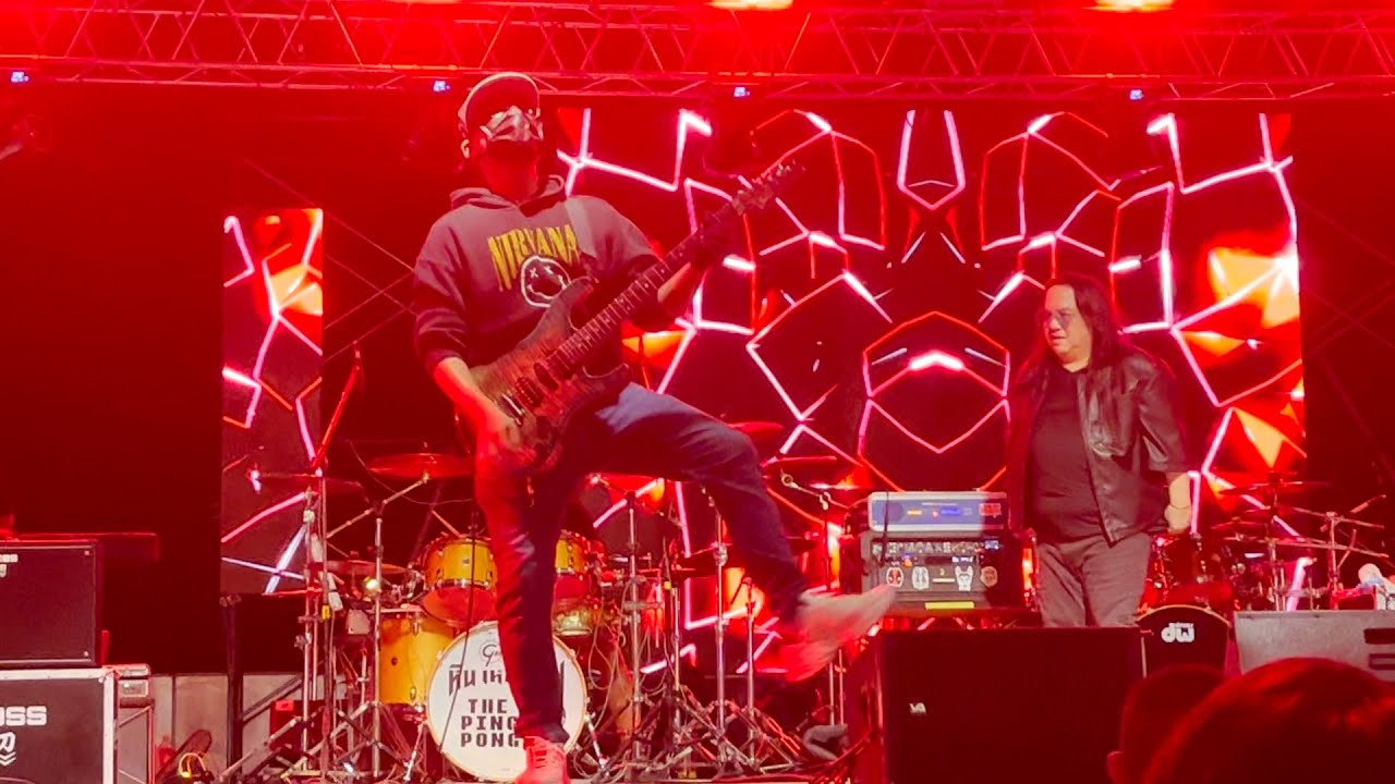 หวาดระแวง - SMF กับพี่โป่ง หินเหล็กไฟ Live in ราชบุรี