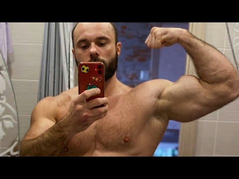 Muscle Bear Worship