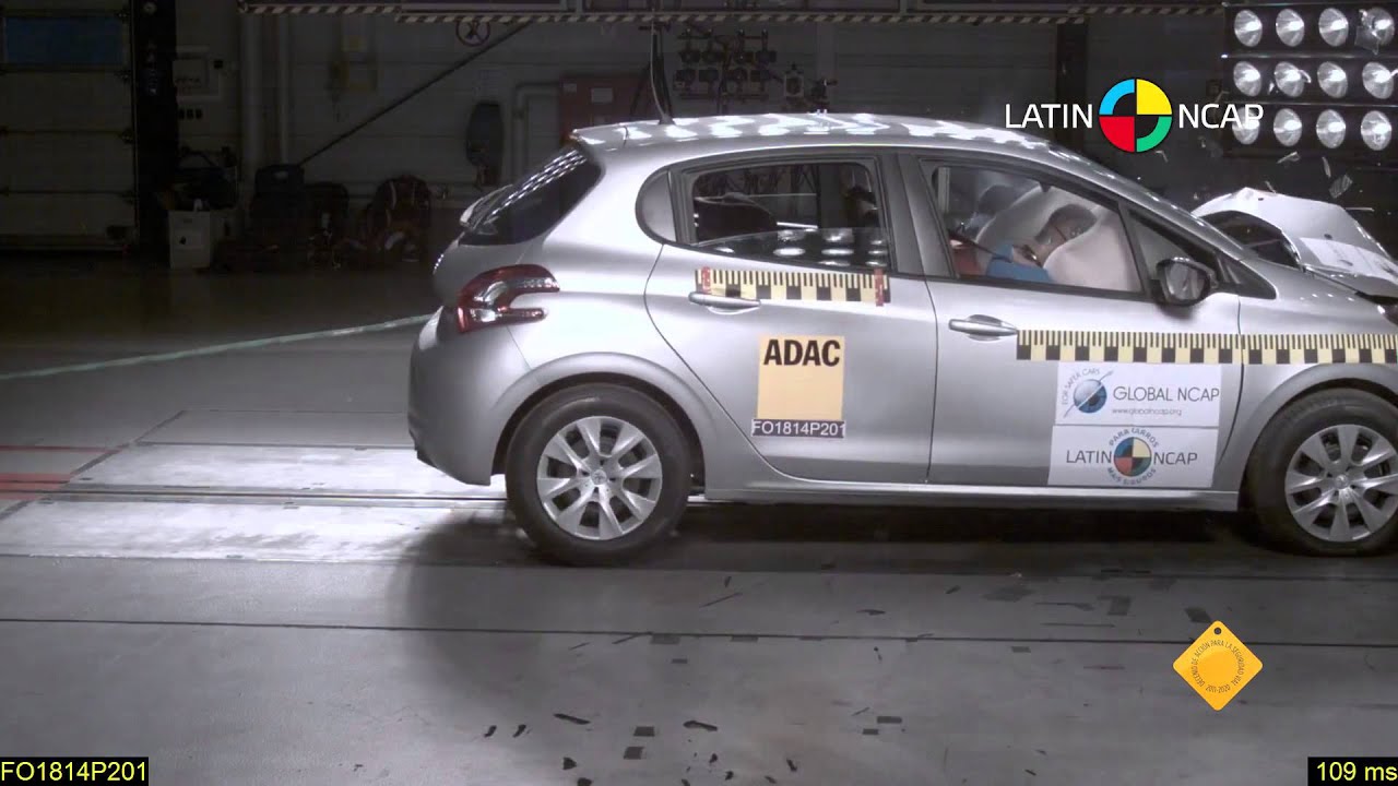 Peugeot 8 Crash Test Latinncap 14 2 Airbag Youtube
