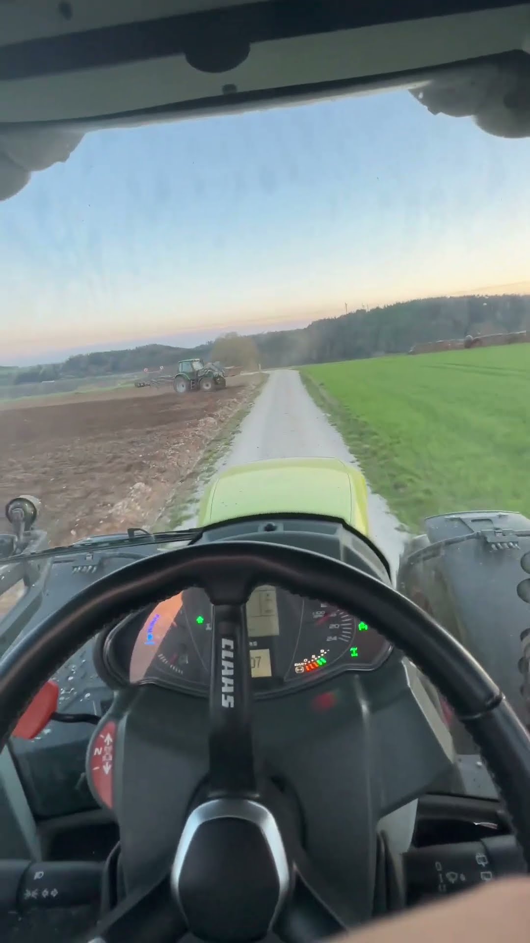 Geburtstag auf´m Trecker - Vom Schwader bis zum Silageballen | Folge 21 |  NDR auf'm Land