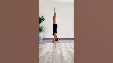 5 bước Trồng Chuối #yogabysophie #yttc #yogaclass #headstand  #shorts