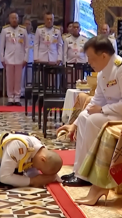 พันเอก หม่อมเจ้านวพรรษ์ ยุคล ราชองครักษ์รักษาพระองค์ ถวายงานใกล้ชิด#พระแก้วมรกต#ในหลวง #รัชกาลที่10