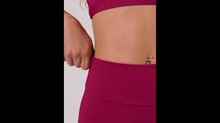 Ju Mamute - CEREJA CALÇA AURA + TOP CROPPED