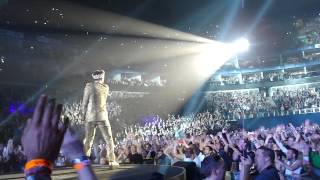 Queen + Adam Lambert - We Are The Champions