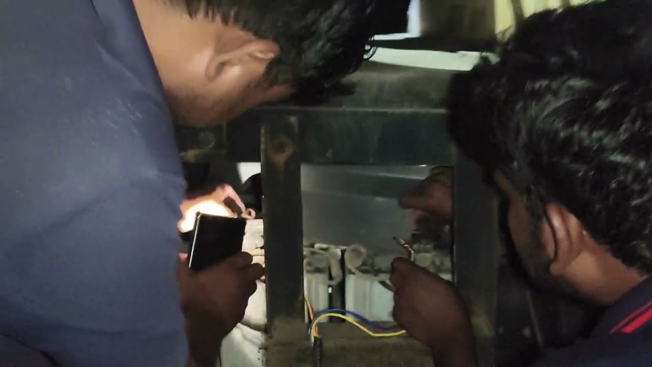 Gari ka battery down hogya  