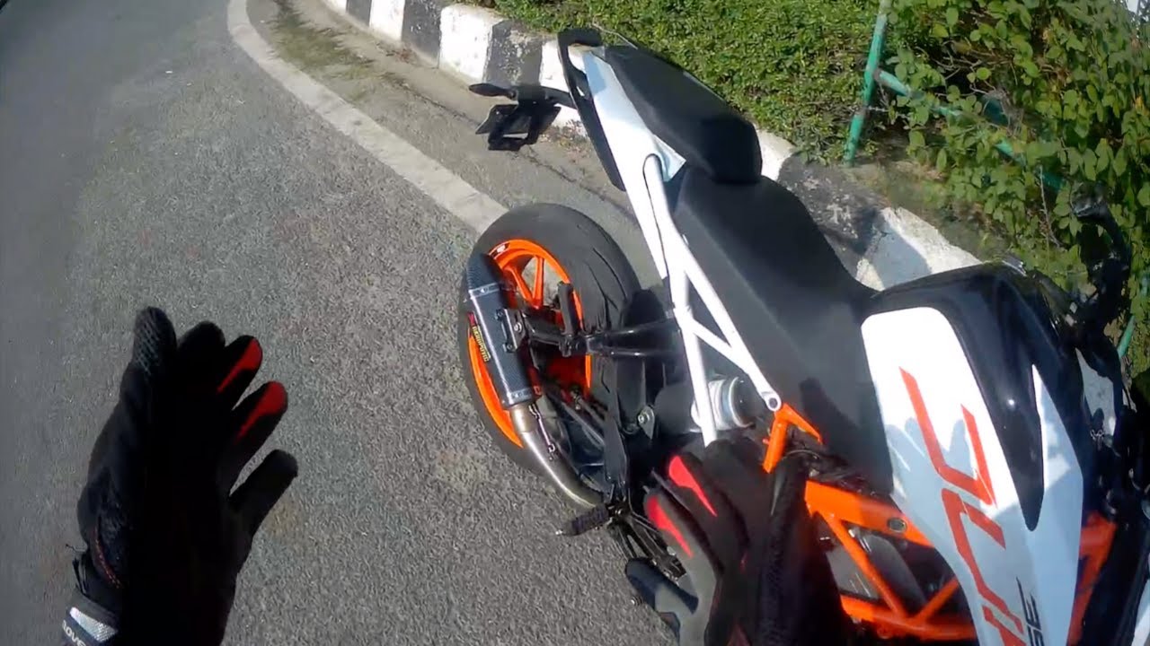 duke 390 stock exhaust