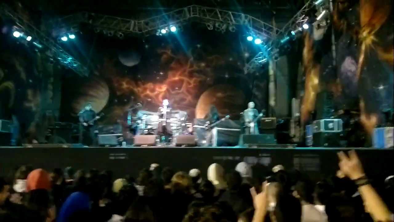 Mil Odios Teloneando a la Renga