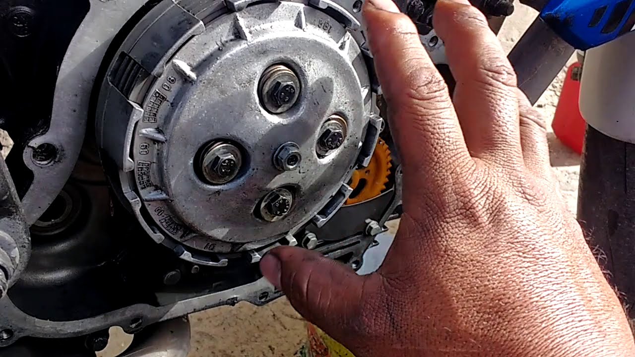 ajustar el chluch o embrague  Yamaha fz ybr  125 moto