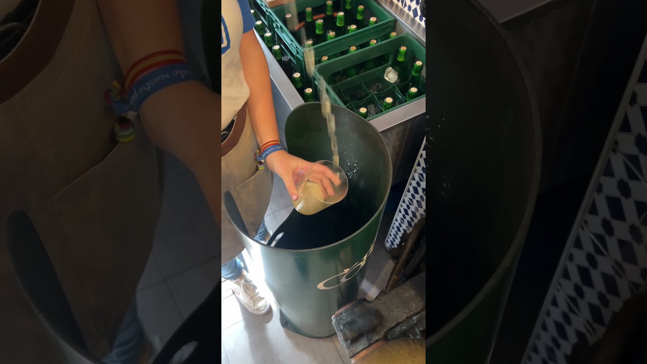 Tomando Sidra Asturiana en Cangas de Onís @produccionesabellaJJ