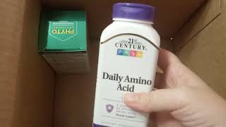 Распаковка посылки с сайта IHERB#iherb#айхерб #покупки #распаковкаiHERB