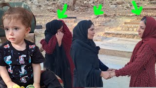 Download Lagu Important message: Zainab is shocked: Zainab turned to Nal_75. Answer: Ismat her sister? MP3 Download Lagu Important message: Zainab is shocked: Zainab turned to Nal_75. Answer: Ismat her sister? MP3