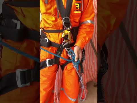 Vídeo: 3 maneiras de usar alpinistas