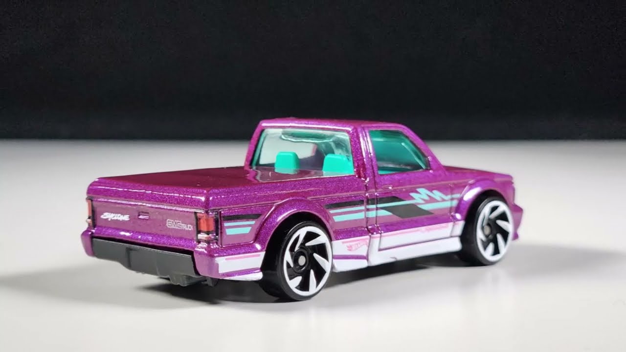 Hot Wheels '91 GMC Syclone Diecast Car - 1:64 Scale Collectible Vehicle