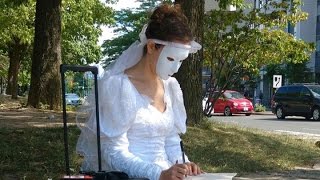 Download lagu A look at some of the strangest news stories of 2016