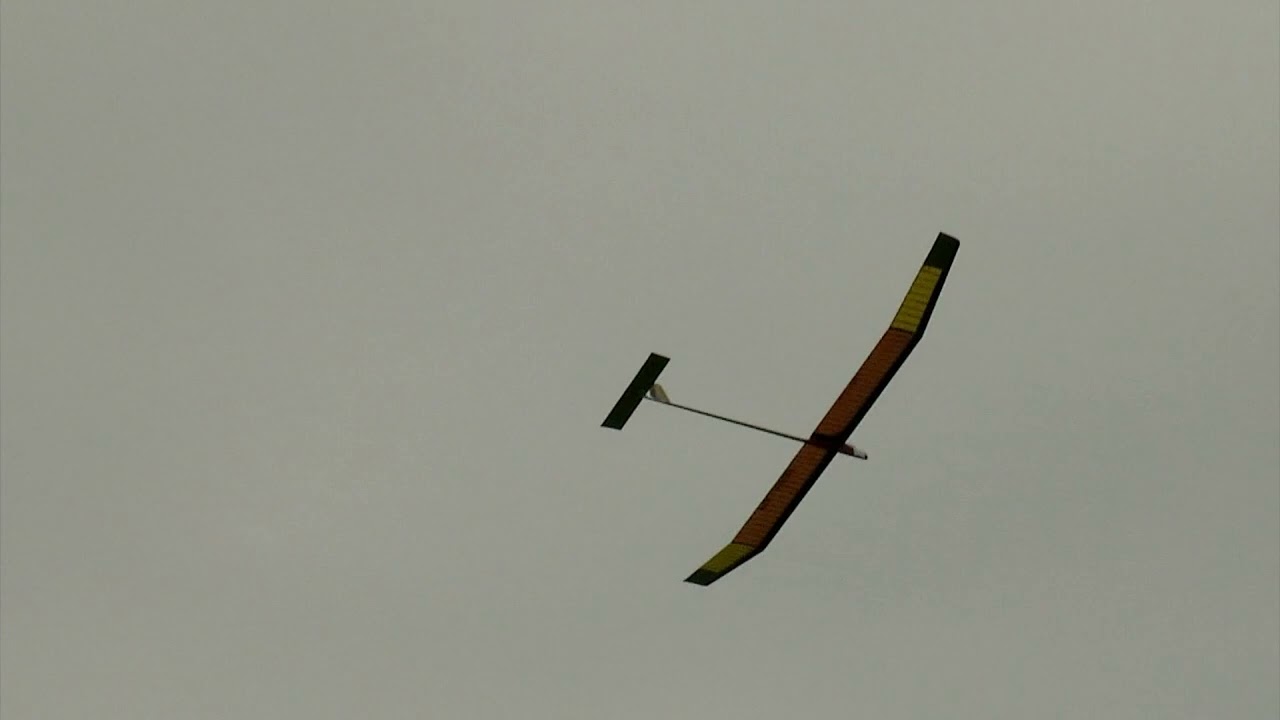 Modele szybowców swobodnie latających F1A, F1E  w Łodzi