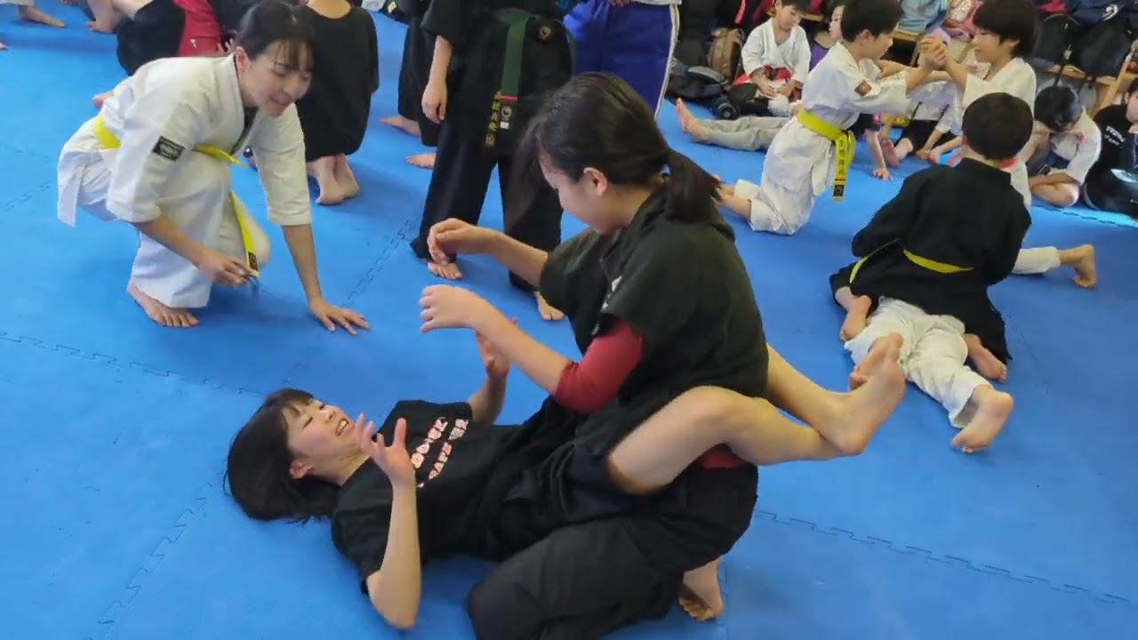 女子柔術 るかVSまゆり１