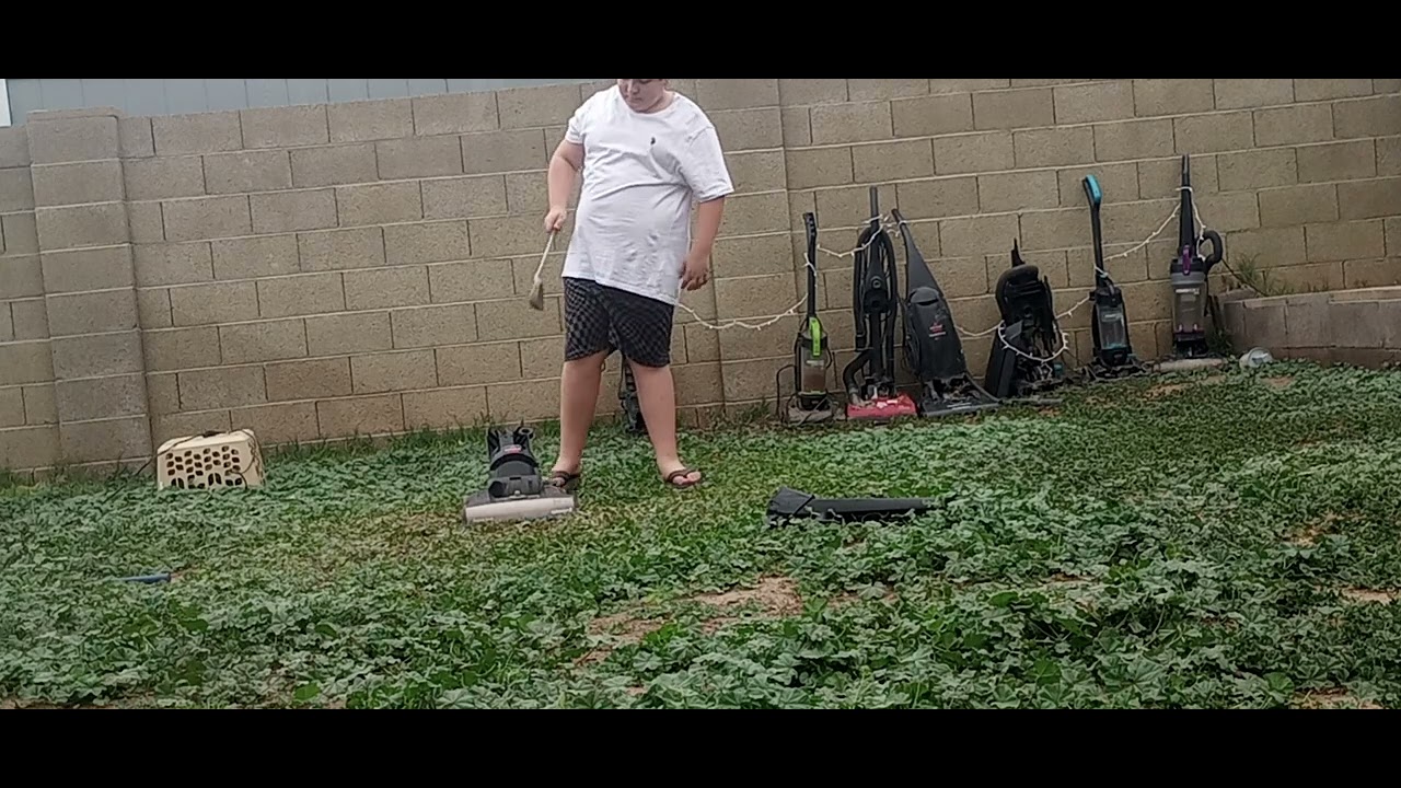 (CHRISTMAS EVE SPECIAL) Bissell PowerForce Helix scrap find vacuum destruction