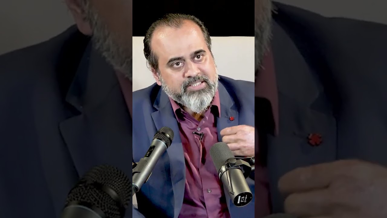 Absolutely unworthy panicking || Acharya Prashant