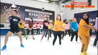 Senam Kreasi Dua Lalaki Bersama Beibz Wan & Sekar manja