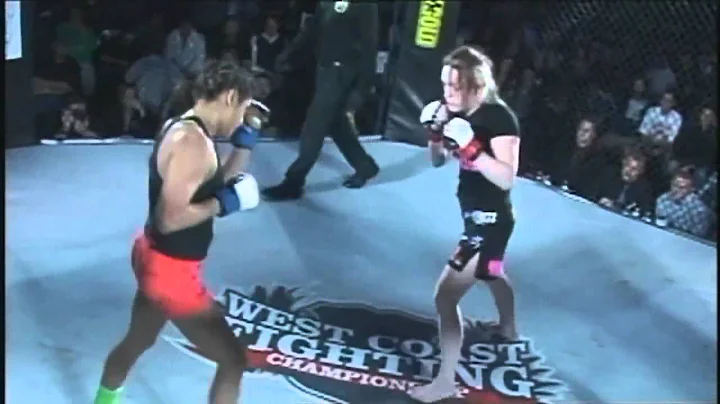 Female MMA Fight Girls Aspen Ladd vs Cynthia Calvi...