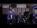 Frankie Walter performs a heartfelt rendition of "If Love Is A Crime" by 2face on Mac Roc Sessions