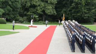 Queen Elizabeth II zu Besuch in Berlin, Empfang durch Bundespräside...