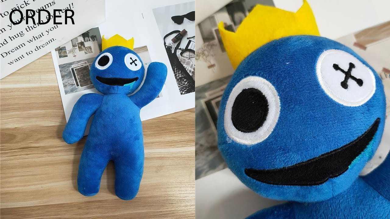 Blue friends. Blue Rainbow friends игрушка. Мягкая игрушка синий друг. Мягкие игрушки из РОБЛОКСА. Мягкая игрушка синий из радужных друзей.