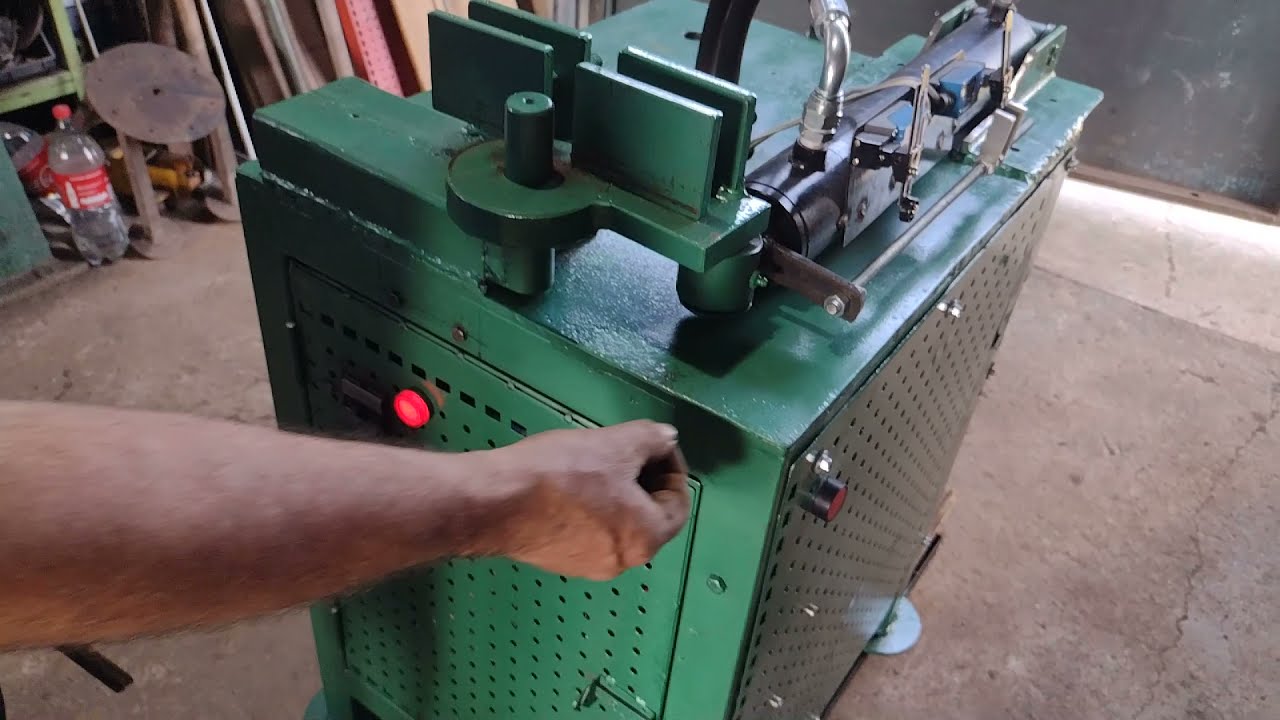 DOBRA VERGALHAO DE 5 A 20MM HIDRAULICO SEMI AUTOMATICO