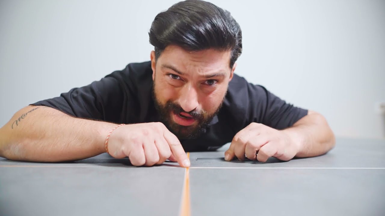 Schlüter-DILEX-F: Çimento bağlantısız hareket derzi profili | Kurulum videosu