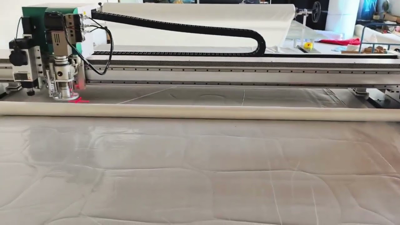 Mobile film application – small multilayer cutting