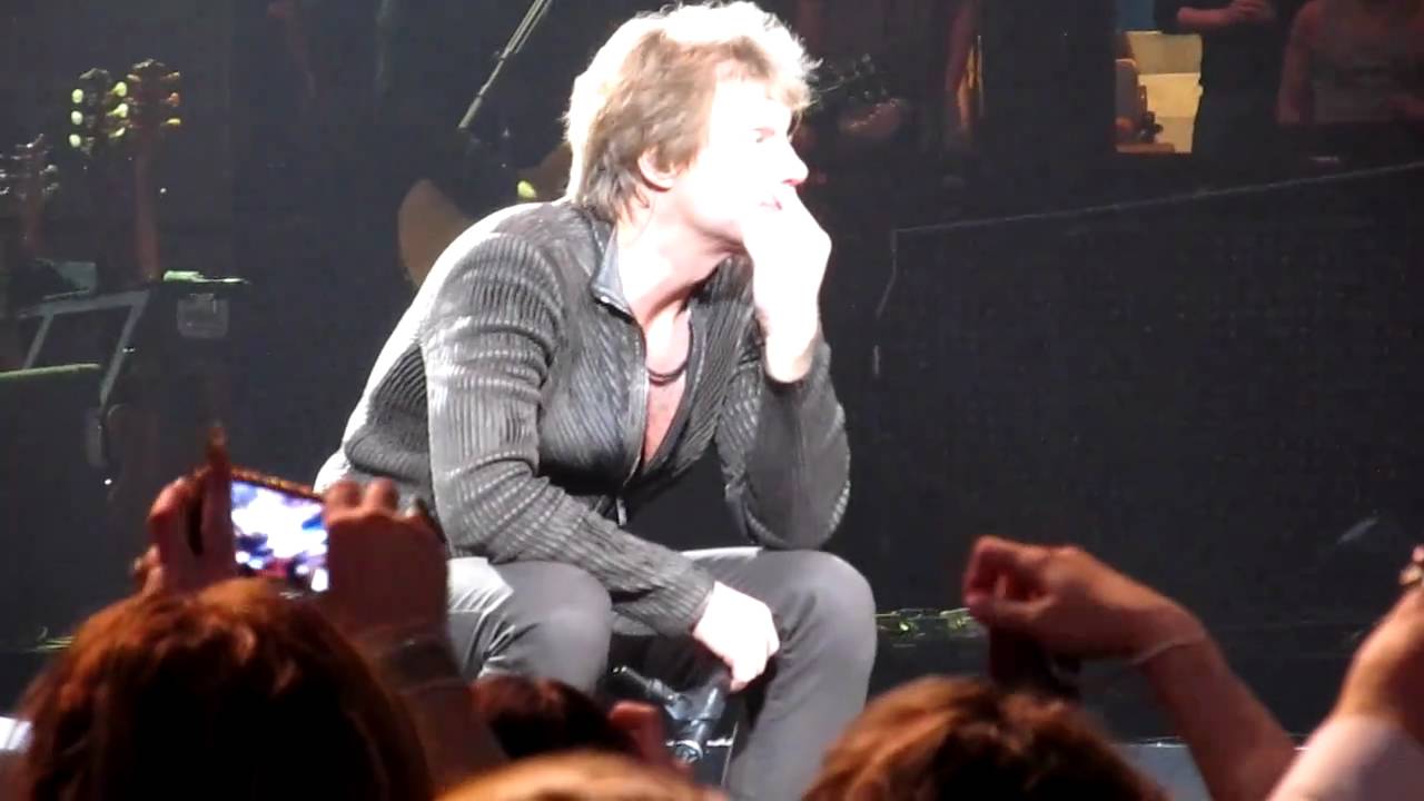 Bon Jovi Boston 3-1-2011 - PA Blows Out!!
